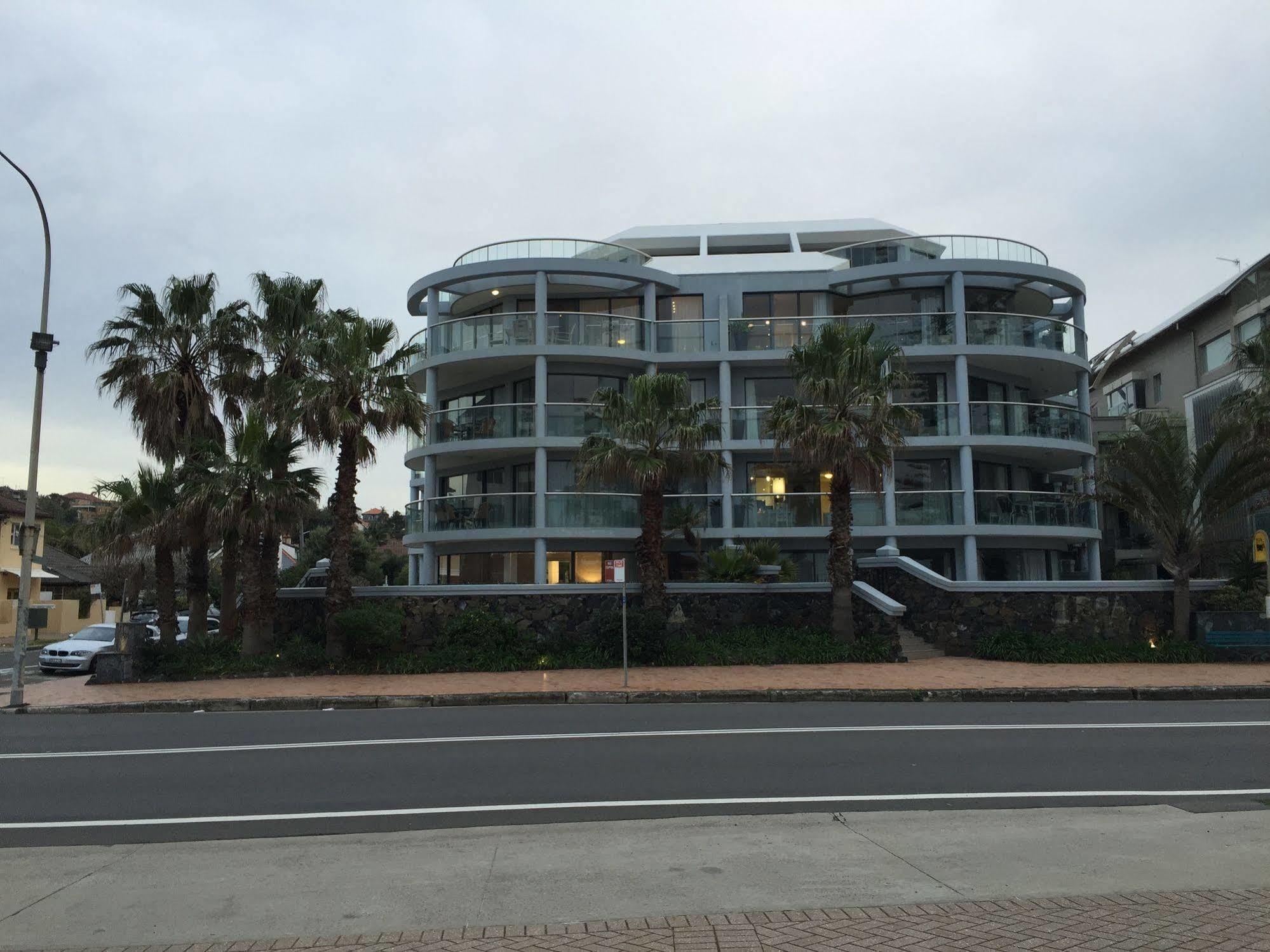 Manly Surfside Holiday Apartments Dış mekan fotoğraf